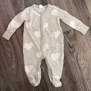 Gap Footed Sleeper w/ fold over mittens